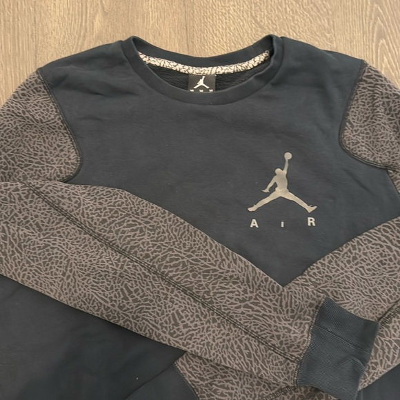 Jordan Crewneck - Picture 1 of 2